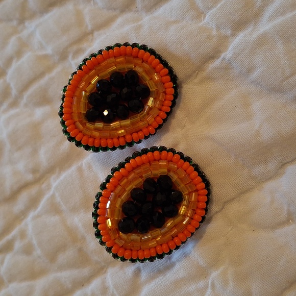Beaded Papaya Stud Earrings - Picture 1 of 5